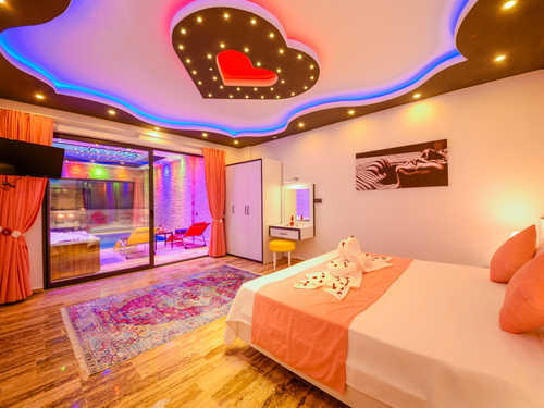  gece  -  Kasım
  | Kalkan Akbel Muhafazakar Villa (4 Kişilik, Doğa İçinde, Jakuzili, Isıtmalı Havuz Seçenekli)